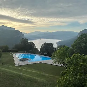 De Vic-sau Tavernoles
